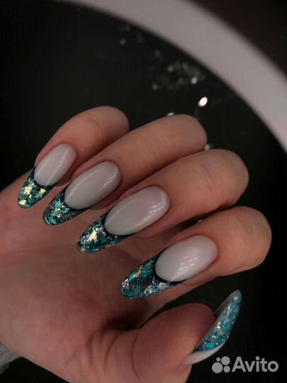 Маникюр и наращивание ногтей