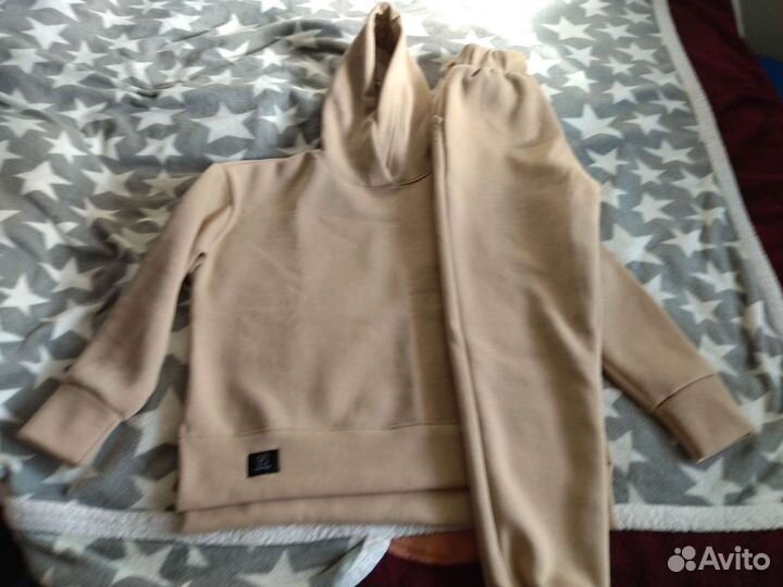 Спортивный костюм женский теплый новый