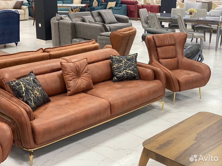 Диван с креслами