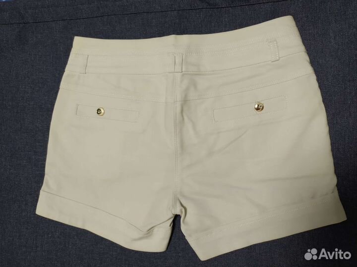 Шорты белые