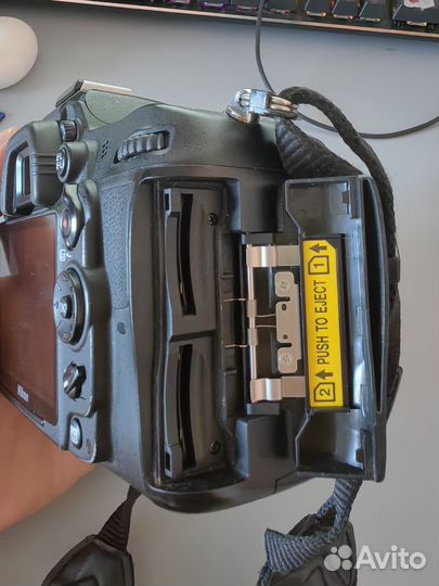 Nikon d7000 body 2 акум