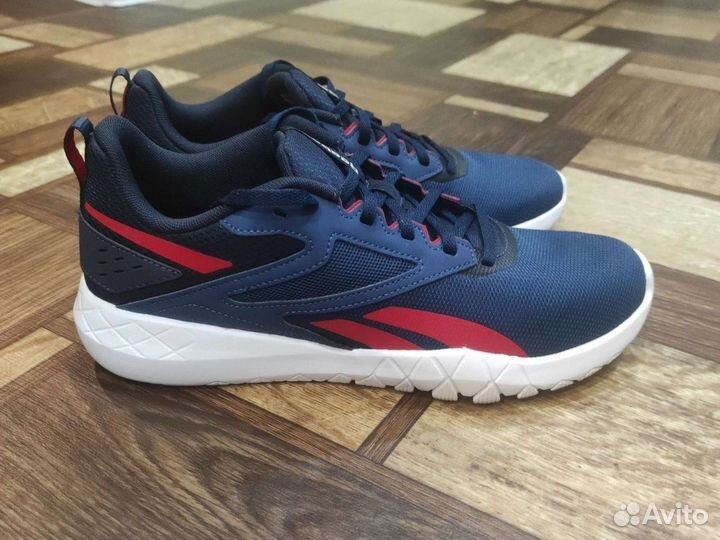 Кроссовки мужские 42 размер reebok