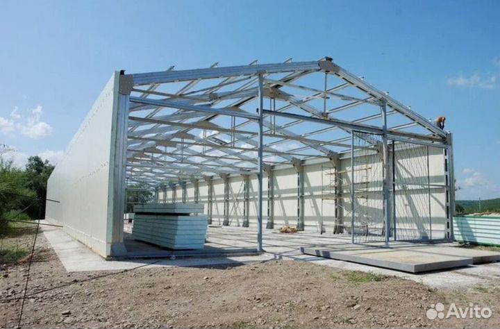 Ангар под ключ w-8595