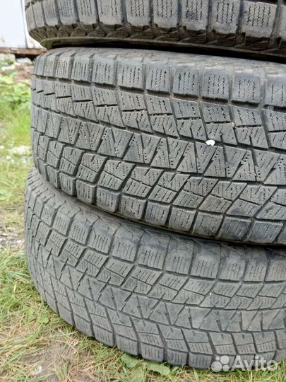 Bridgestone Blizzak Revo GZ 225/65 R17