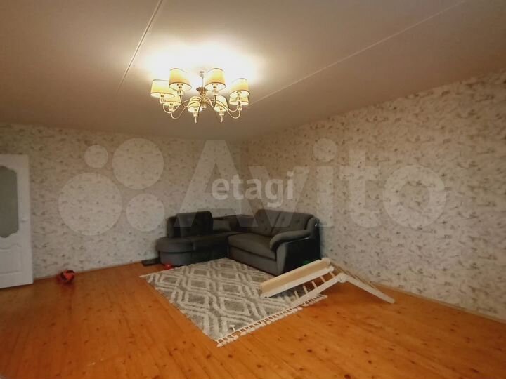 3-к. квартира, 93,2 м², 2/4 эт.