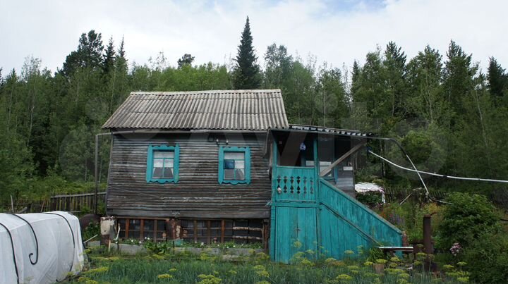 Дача 64 м² на участке 10 сот.