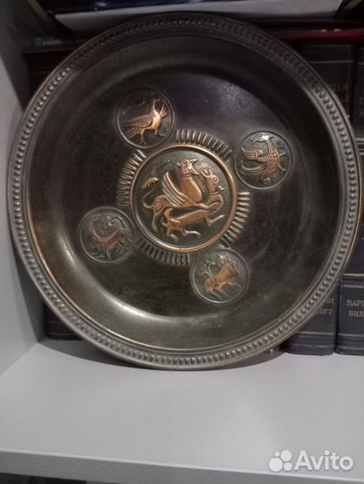 Чеканные блюда