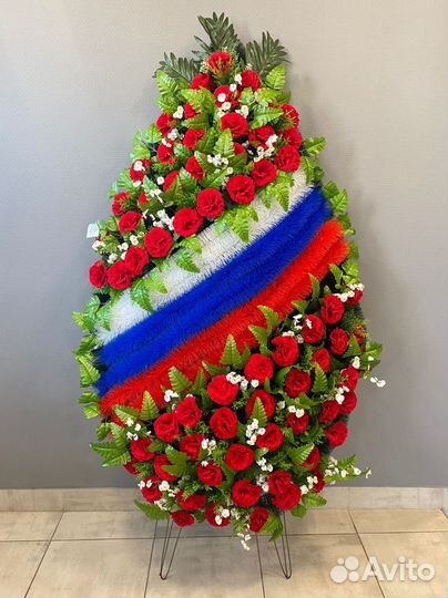 Ритуальные венки корзины цветы