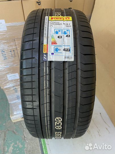 Pirelli P Zero 275/35 R21 103Y