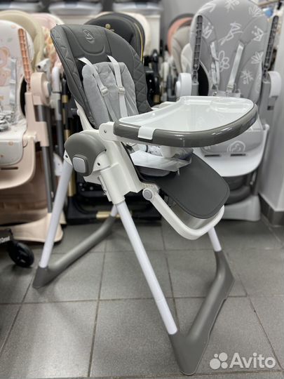 Стульчик для кормления luxmom