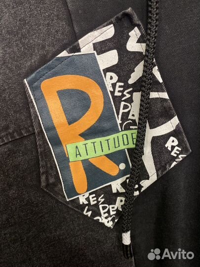 Джинсовая куртка