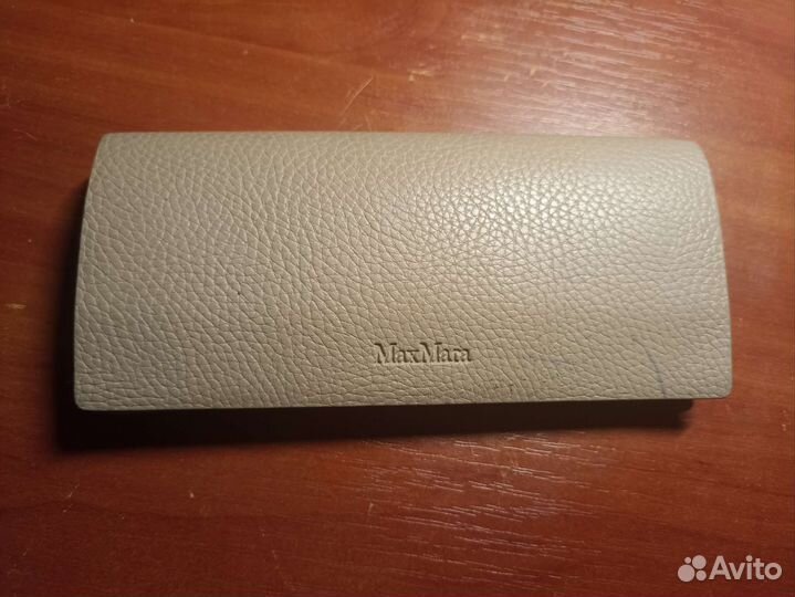 Футляр для очков