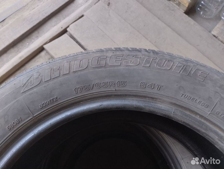 Bridgestone B391 175/65 R15