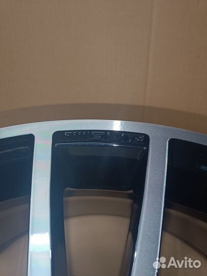 Диски R22 на Mercedes GLS X166 (оригинал)