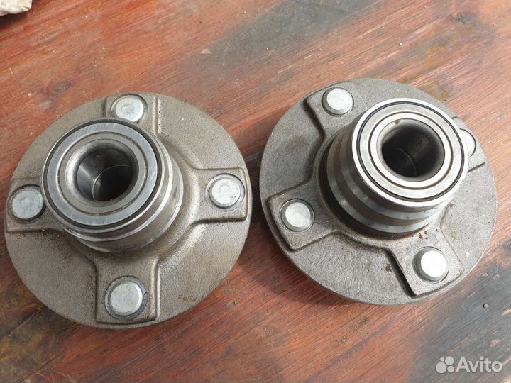 Ступицы заднего колеса Nissan primera 1990-1998г