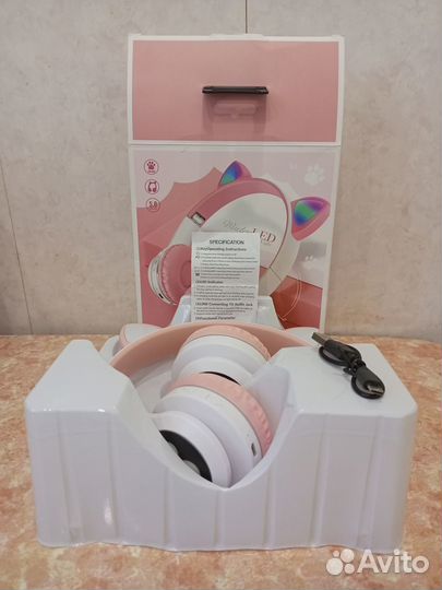 Беспроводные светящиеся наушники, бело-розовые