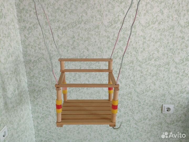 Детские качели деревянные