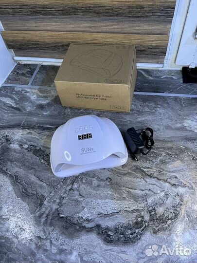 Уф лампа для ногтей новая