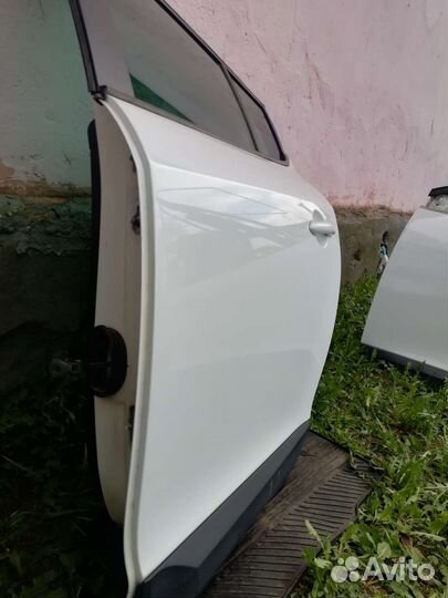 Дверь задняя левая Renault megane 3 меган 3