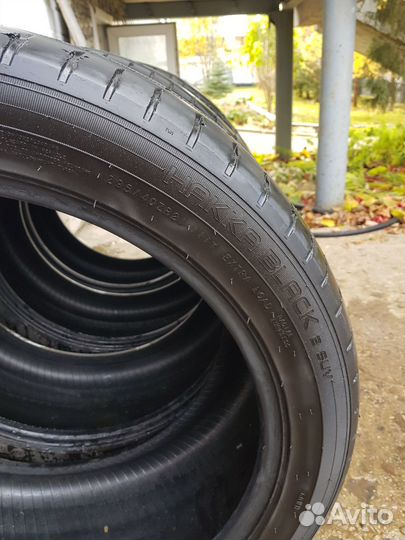 Nokian Tyres Hakka Black 2 SUV 295/40 R21 111Y