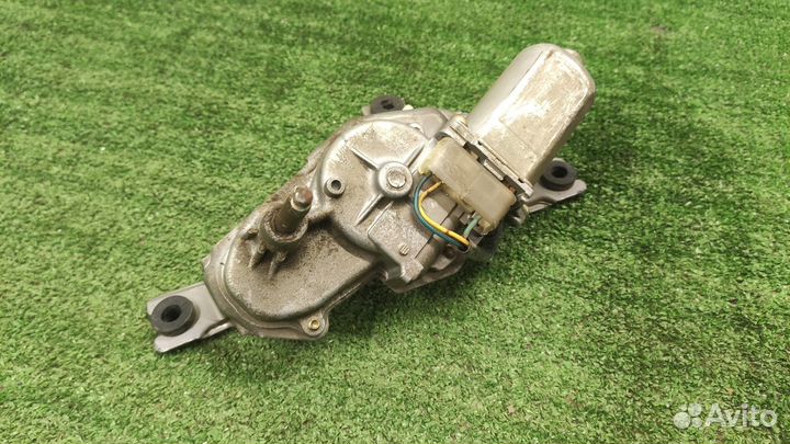 Моторчик заднего дворника Mitsubishi Outlander 1