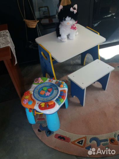 Развивающий столик fisher price детский уголок