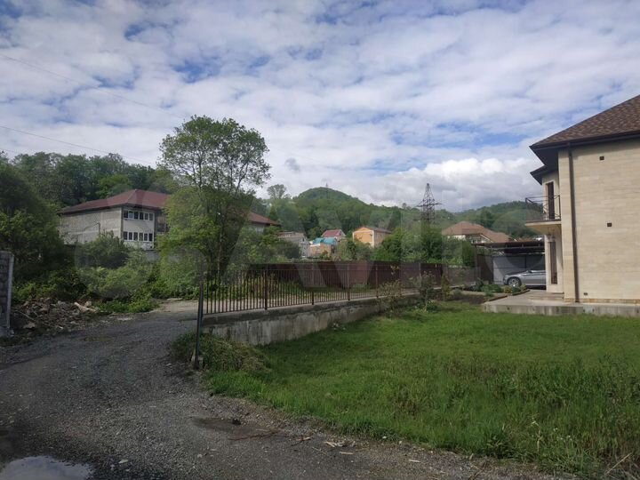 Дом 240 м² на участке 5,7 сот.