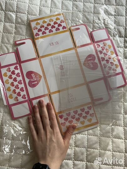 Подарочная коробка для кондитерских изделий