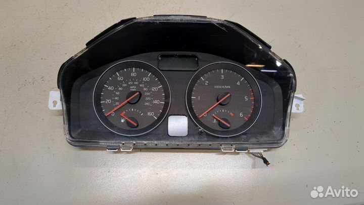 Щиток приборов Volvo C30, 2010