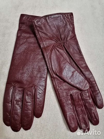 Перчатки женские кожаные новые