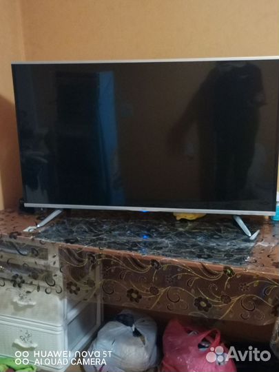 Телевизор SMART tv с вайфаем бу