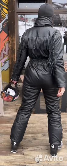 Лыжный комбинезон