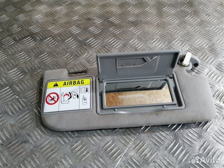 Козырек солнцезащитный передний правый Ssangyong