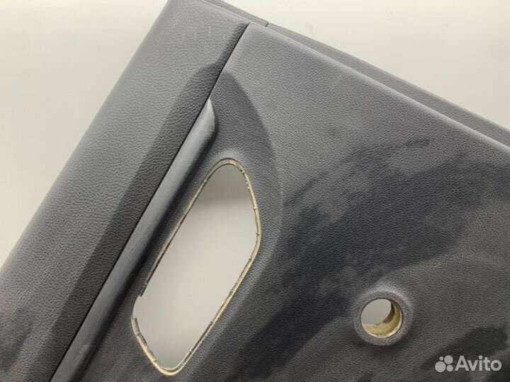 Обшивка двери задняя левая Kia Rio 4 седан 1.4