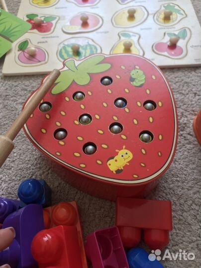 Развивающие игрушки пакетом