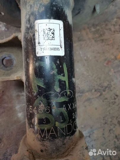 Правый передний амортизатор kia ceed jd