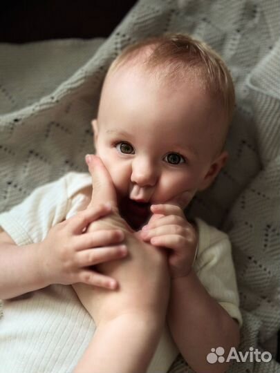 Малыш-модель для фотосьемок одежды и товаров