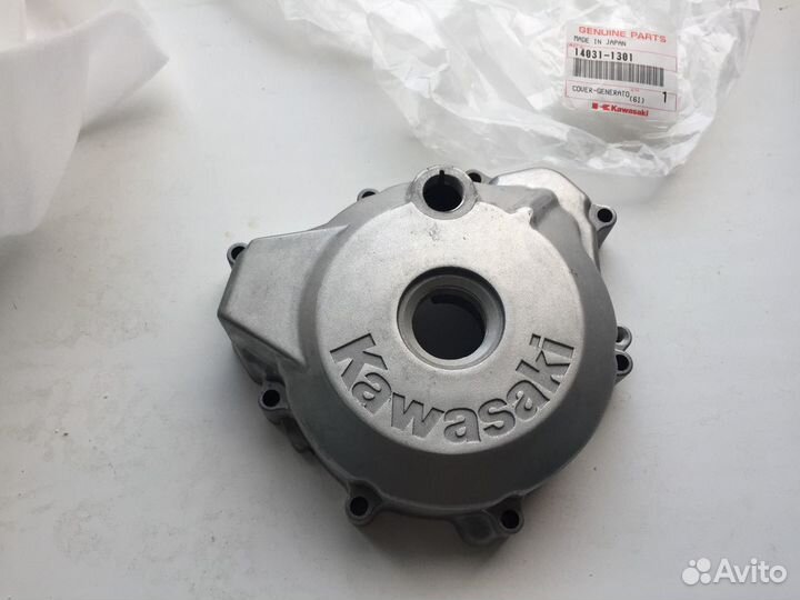 Крышка генератора Kawasaki KLX300R 14031-1301