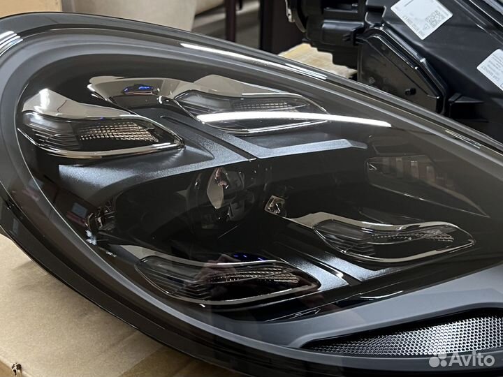 Фары Porsche Panamera