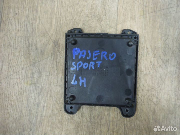 Блок управления светом mitsubishi Pajero Sport 3