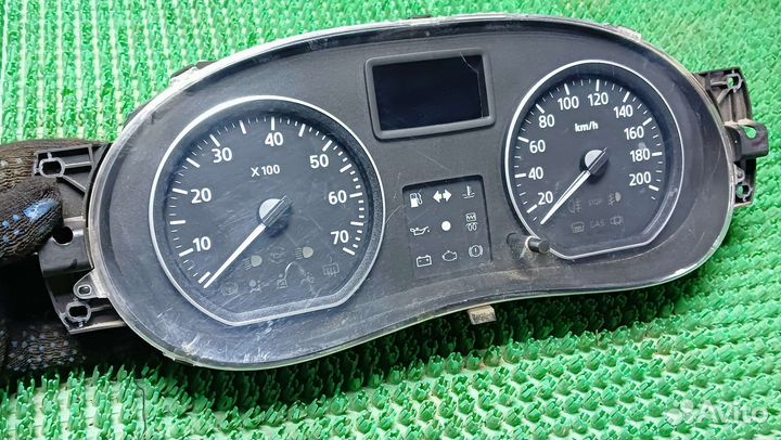 Приборная панель рено логан 1