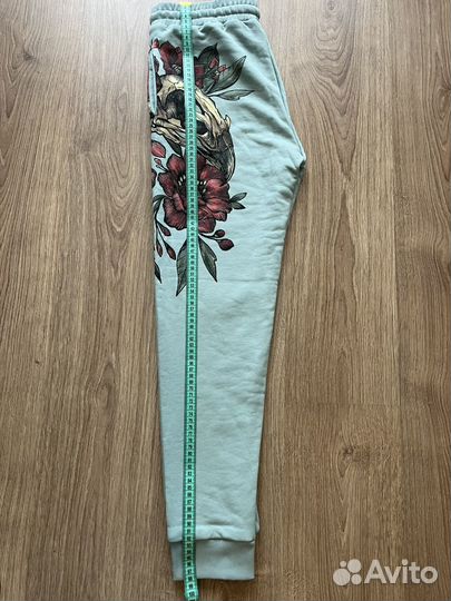 Спортивный костюм женский