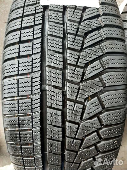 Hankook Winter I'Cept Evo2 W320 215/45 R17 91W