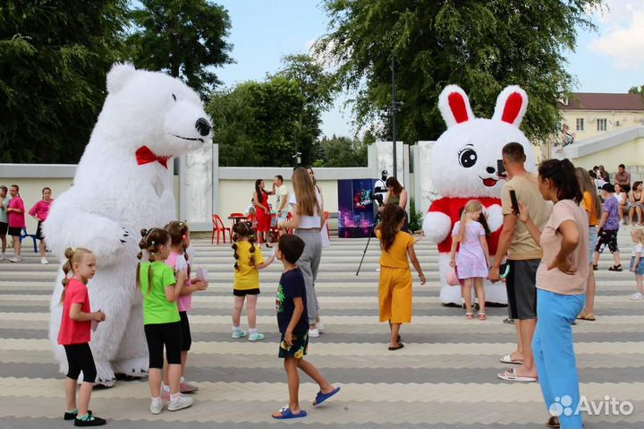 Белый мишка