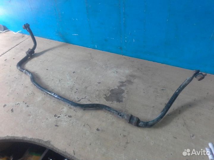 Стабилизатор задний Toyota Avensis II 2003-2008