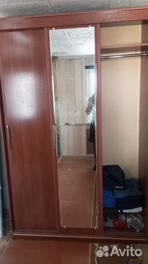 Шкаф купе с зеркалом бу