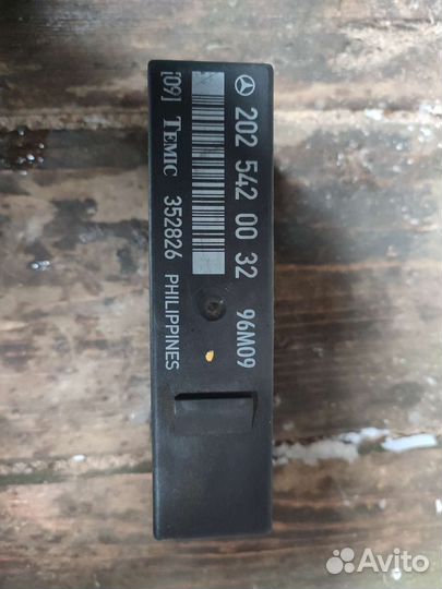 Блоки управления Мерседес С 200