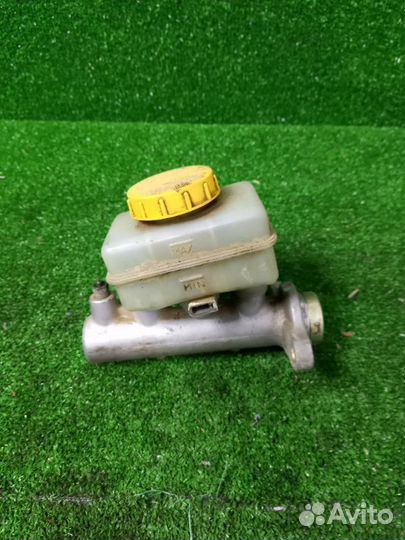 Главный тормозной цилиндр Subaru Legacy Lancaster