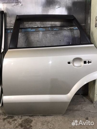 Продам двери Хундай Туксан