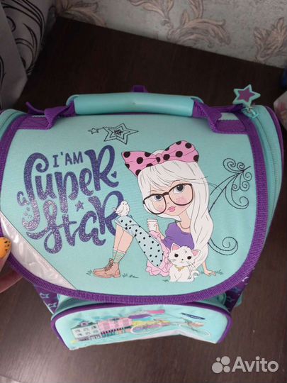 Портфель школьный для девочки